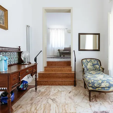 Апартаменты Sant'elia Prestige With Balcony