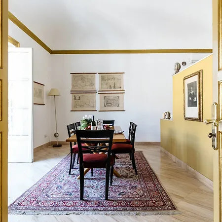 Sant'elia Prestige With Balcony Апартаменты Палермо