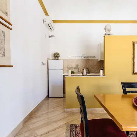 Апартаменты Sant'elia Prestige With Balcony